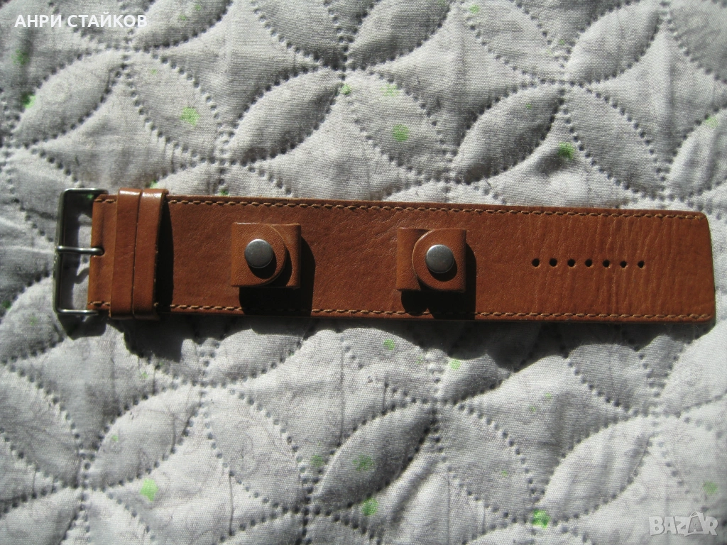 Продавам нова кожена каишка за часовник FOSSIL, снимка 1