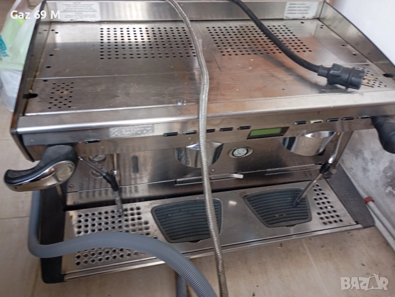 Продавам /Заменям за скутер/Атв, кафе машина и кафемелачка професионални., снимка 1