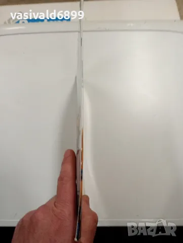 "Миньоните" - стикер албум , снимка 2 - Детски книжки - 49370486