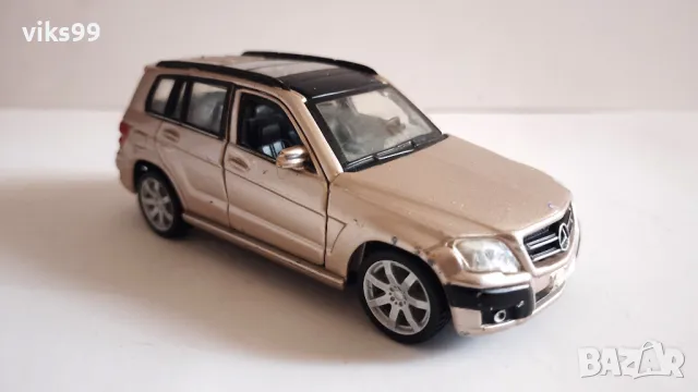 Mercedes Benz GLK Class 350 Maisto - Мащаб 1:40, снимка 6 - Колекции - 49532116