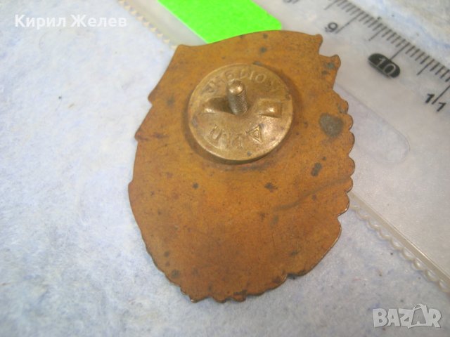 ОТЛИЧНИК по БОЙНАТА и ПОЛИТ. ПОДГОТОВКА Стара ЕМАЙЛИРАНА БРОНЗОВА ЗНАЧКА на ВИНТ - ДИП КОМУНА 17380 , снимка 2 - Колекции - 38465695