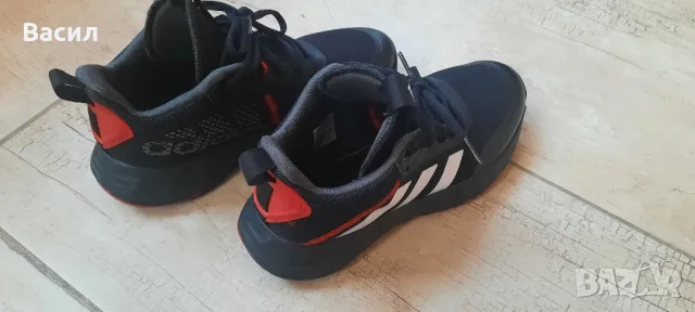 Продавам Adidas own the game  , снимка 4 - Маратонки - 47604147