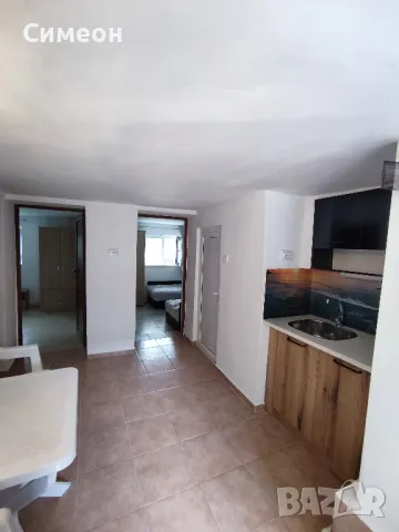 Давам две двойни стаи за персонал в Приморско, снимка 6 - Стаи под наем - 50440993