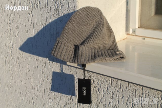 Оригинална вълнена шапка Хюго Бос, снимка 1