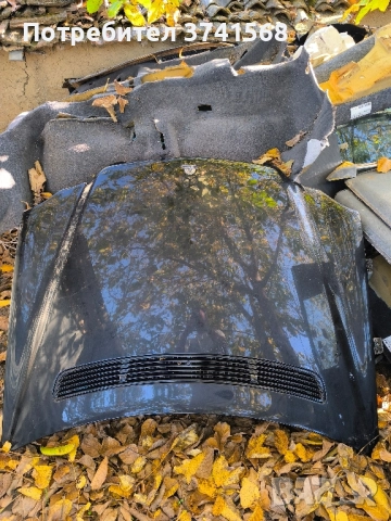 продавам преден капак Mercedes w203