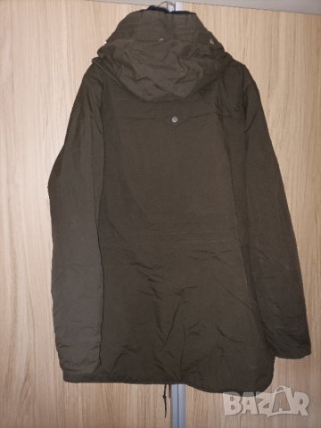 Зимна парка , снимка 2 - Якета - 43399095