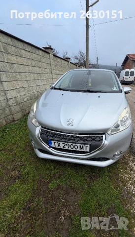 Продавам Пежо 208