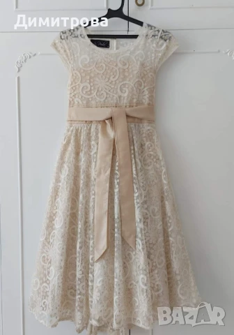 Коктейлна рокля цвят екрю