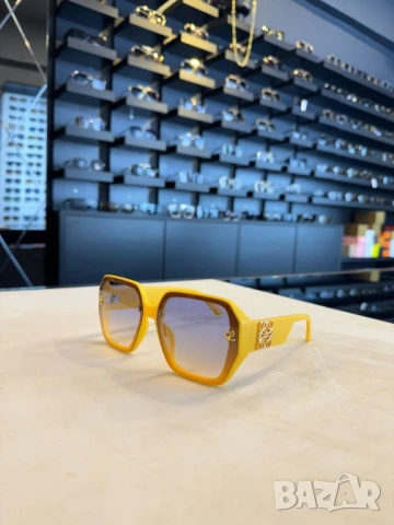 очила с калъф, кутия и ув защита loewe fendi burberry , снимка 11 - Слънчеви и диоптрични очила - 51337663