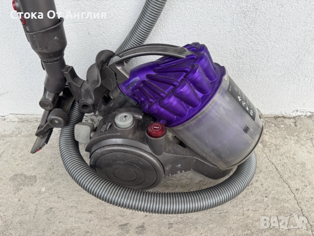 Прахосмукачка - Dyson DC 32 / 1400 W, снимка 2 - Прахосмукачки - 53349469