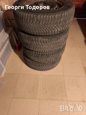 Продавам 4 бр зимни гуми и джанти Hankook зимни 205/60/15 мецедес