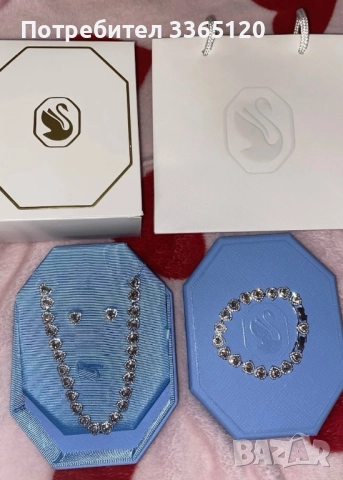 Ariana Grande x Swarovski Crystal Heart set, снимка 2 - Бижутерийни комплекти - 52968683