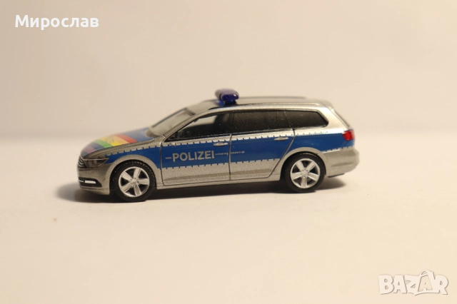 HERPA 1:87 H0 VW PASSAT POLICE ПОЛИЦИЯ КОЛИЧКА МОДЕЛ, снимка 7 - Колекции - 52967379