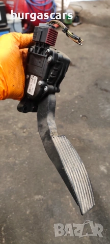 Потенциометър педал  газ GM 9 186 724 CE Opel Vectra C 2,2 - 27евро