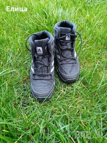 апрески Adidas 38 номер Gore Tex , снимка 3 - Маратонки - 52409079