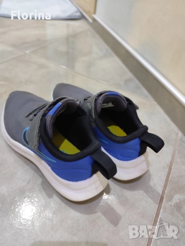 Детски маратонки Nike, снимка 4 - Детски маратонки - 52512030
