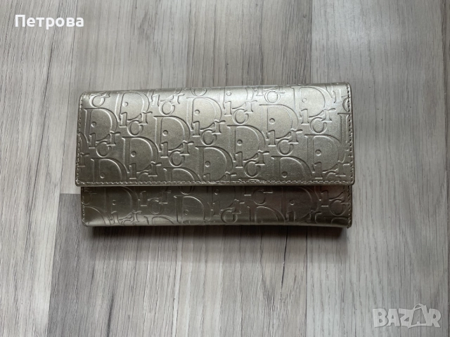 Златен портфейл Dior
