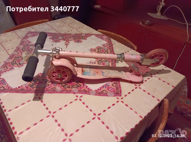 Детска тротинетка - розова сгъваема метална със спирачка и звънче, снимка 8 - Ролери, кънки - 38903667