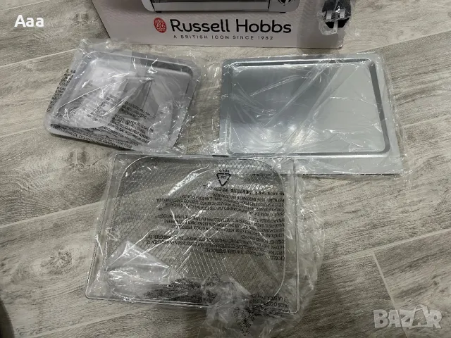 Нова Mини фурна с горещ въздух Russell Hobbs Express Air Fry, снимка 2 - Уреди за готвене на пара - 47956322