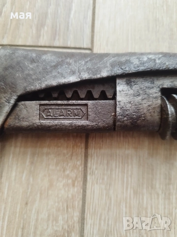 Alarm-раздвижен ключ, снимка 2 - Ключове - 53482777