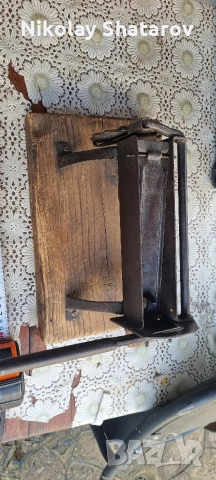 Стара гилотината за рязане на тютюн 