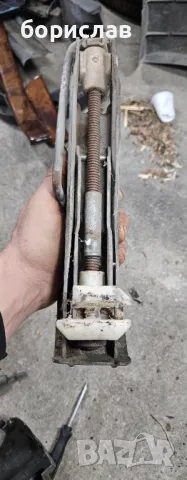 Оригинален крик за опел , снимка 2 - Части - 47907257