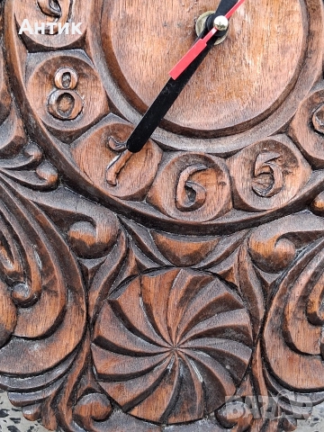 Много Красив Антикварен Стенен Часовник Дърворезба от Соца, снимка 8 - Стенни часовници - 52708366