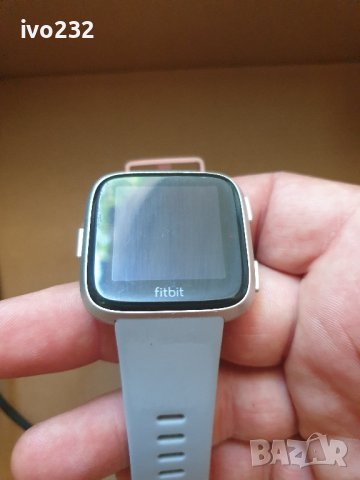 fitbit versa 4, снимка 4 - Смарт часовници - 36987603