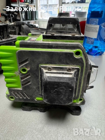 Лазерен нивелир KraftWorld, снимка 4 - Измервателни инструменти - 52261965