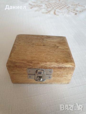 Бронзов компас с никелово покритие в дървена кутия , снимка 6 - Подаръци за жени - 43060728
