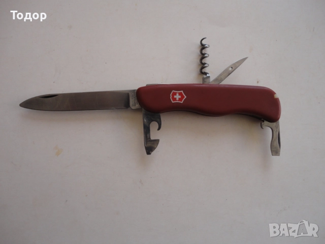 Голям швейцарски нож Victorinox , снимка 2 - Ножове - 52670360