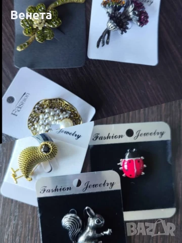 Брошки с камъни🥰, снимка 3 - Други - 51200842