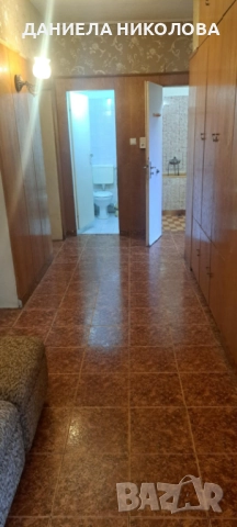 Продавам етаж с гараж и таван, снимка 13 - Етаж от къща - 52298731