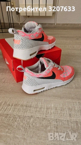 Оригинални дамски маратонки "Nike", снимка 3 - Маратонки - 51024265