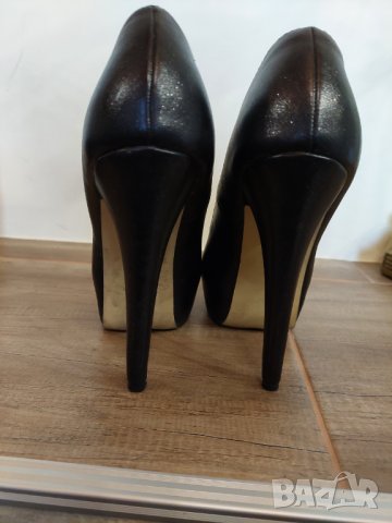 Елегантни черни кожени обувки с висок ток  Tendenz, снимка 2 - Дамски обувки на ток - 40196946
