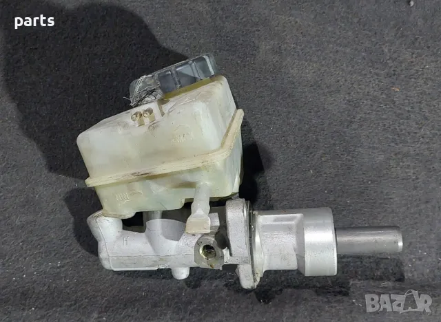 Спирачна Помпа и Казанче Мерцедес C класа W202, снимка 4 - Части - 49203092