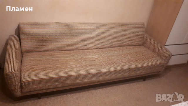 Подарявам ретро диван, снимка 2 - Дивани и мека мебел - 52457223