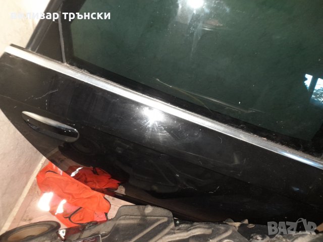 Врата задна дясна за а6 - 2006г.4ф-седан оборудвана само за 100лв