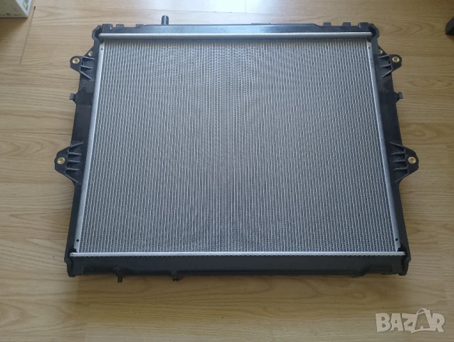 нов воден радиатор за TOYOTA HILUX, снимка 3 - Части - 51180925