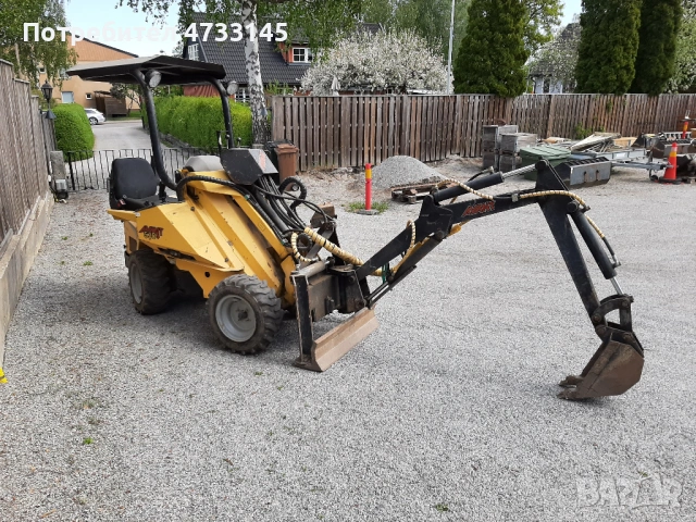 Телескопичен товарач Avant 530 – с множество прикачни устройства