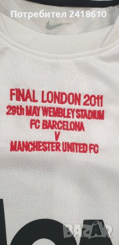 Nike Dri - Fit Man United #15 VIDIC Finale 2011  Mens Size XL ОРИГИНАЛ!Мъжка Дишаща Тениска!, снимка 3 - Тениски - 37258505