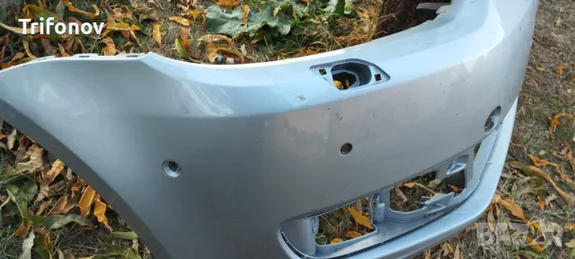 Оригинална предна броня Volkswagen Touran 2010-2015, снимка 11 - Части - 47915461