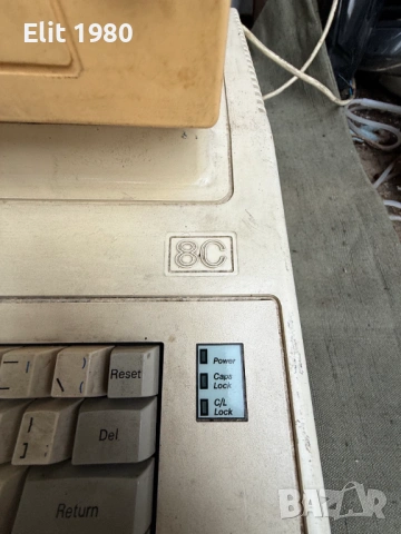 Продавам компютър Правец 8, снимка 2 - Антикварни и старинни предмети - 52285330