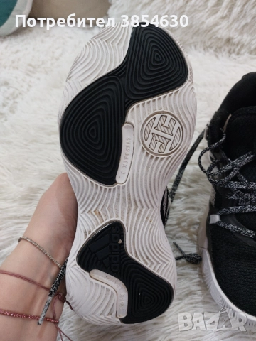 Оригинални маратонки Адидас, снимка 5 - Детски маратонки - 52208616