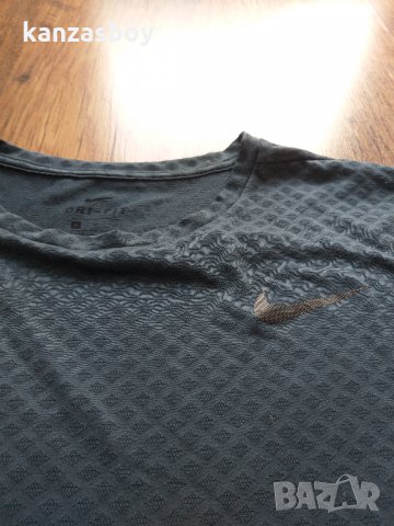 Nike Training Breathe Vent T-Shirt - страхотна мъжка тениска, снимка 3 - Тениски - 32997777