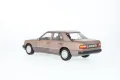 B66040697,умален модел die-cast Mercedes-Benz 230 E,W 124(1989-1993),1:18, снимка 4