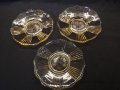 Три малки стъклени чинийки , снимка 2