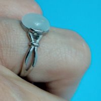 Ефектен сребърен пръстен лунен камък , снимка 3 - Пръстени - 17369466