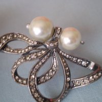 дизаинерска  красива  сребърна брошка перли и циркони, снимка 12 - Антикварни и старинни предмети - 36875288