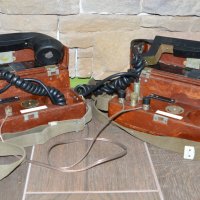 2 бр. Военни полеви телефони ТАП 77 работещи, снимка 1 - Антикварни и старинни предмети - 37505724